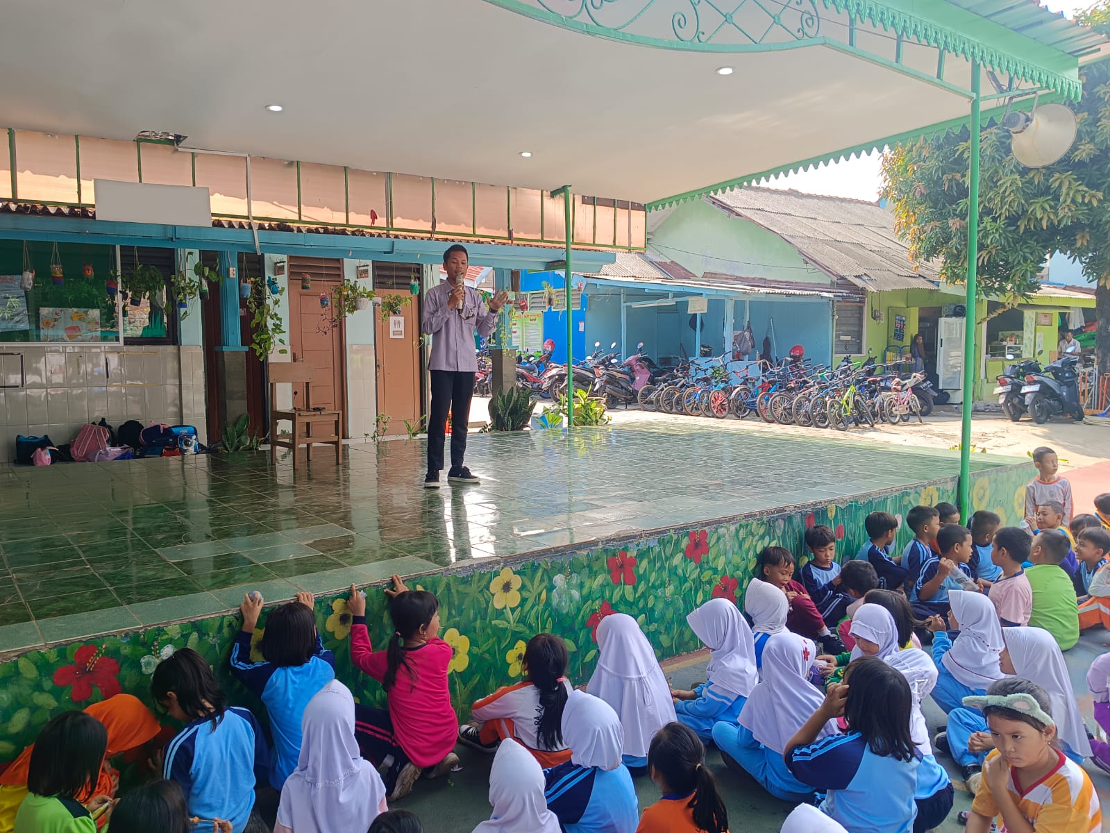 Wisata LiterAsyik Ke SDN 05 Duren Sawit